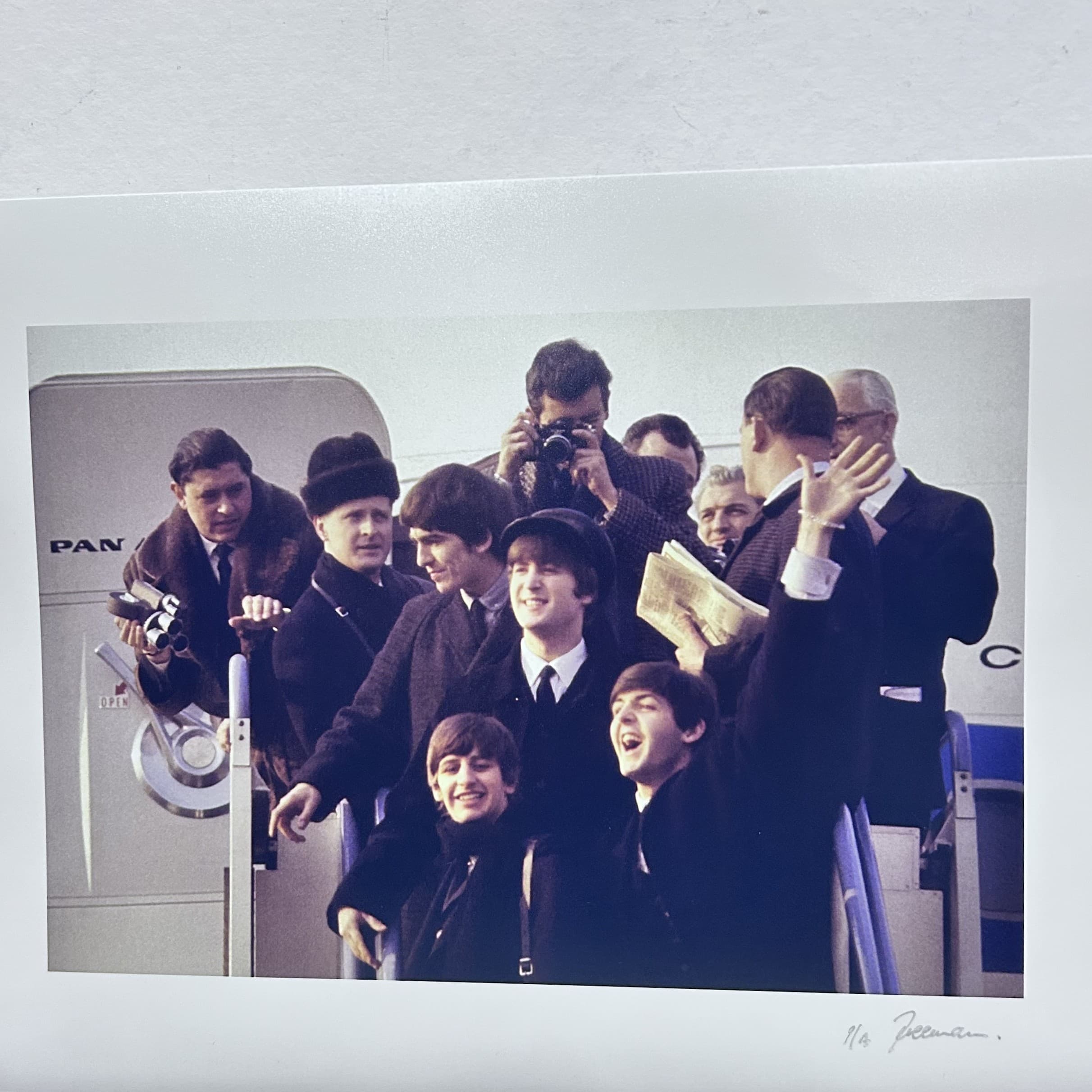 Fotografía Llegada Beatles En Avión (1964)